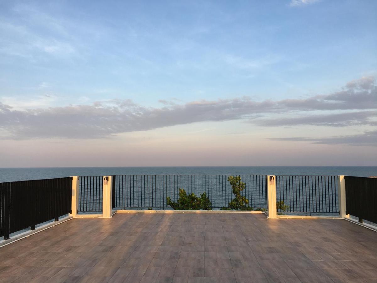 Joy Hotel Prachuap Khiri Khan Zewnętrze zdjęcie