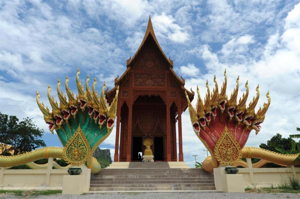 Joy Hotel Prachuap Khiri Khan Zewnętrze zdjęcie